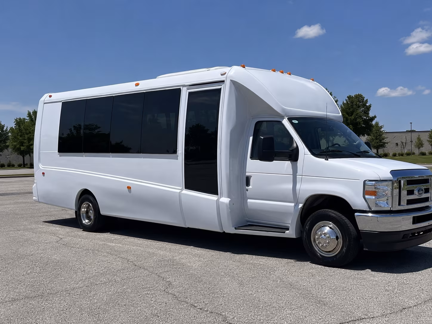 20 Passenger Party Bus