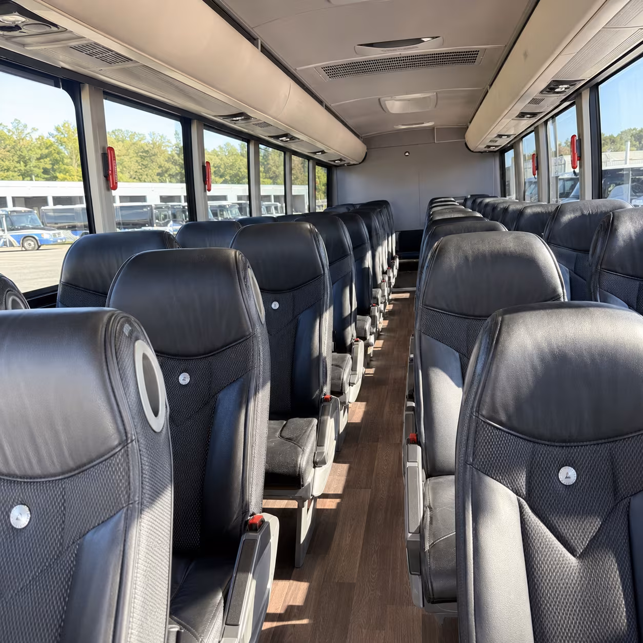 Detroit Wedding Transportation & Shuttle Service
