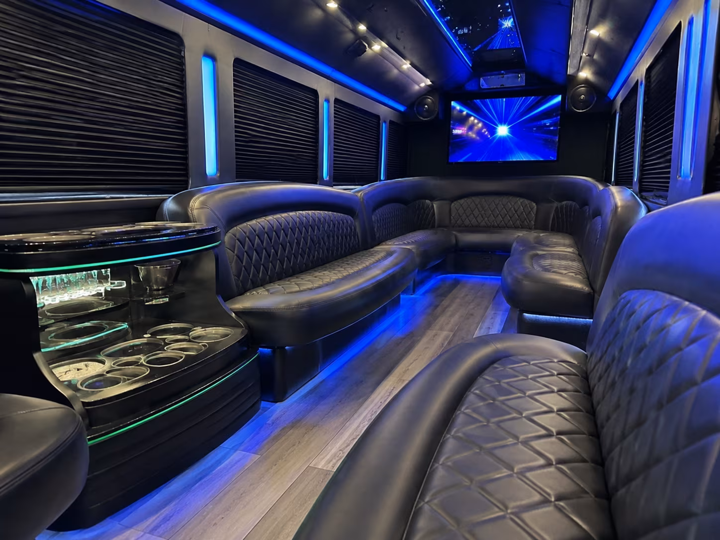 Rochester Hills Homecoming & Prom Party Bus Rentals