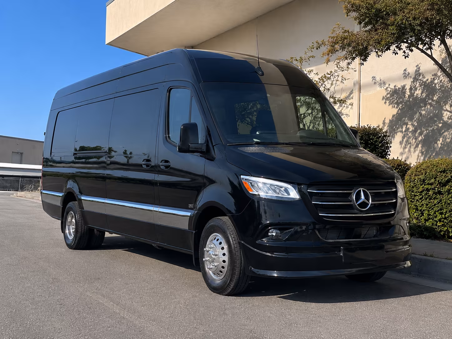 Rochester Hills Wedding Transportation & Shuttle Service