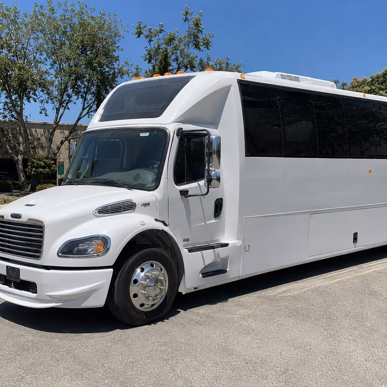 Rochester Hills Winery Tour & Pub Crawl Transportation