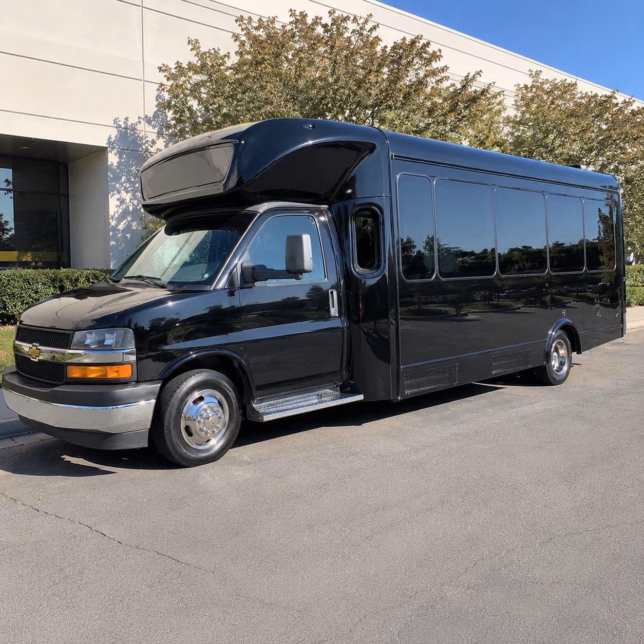 St. Clair Shores Party Bus Rental
