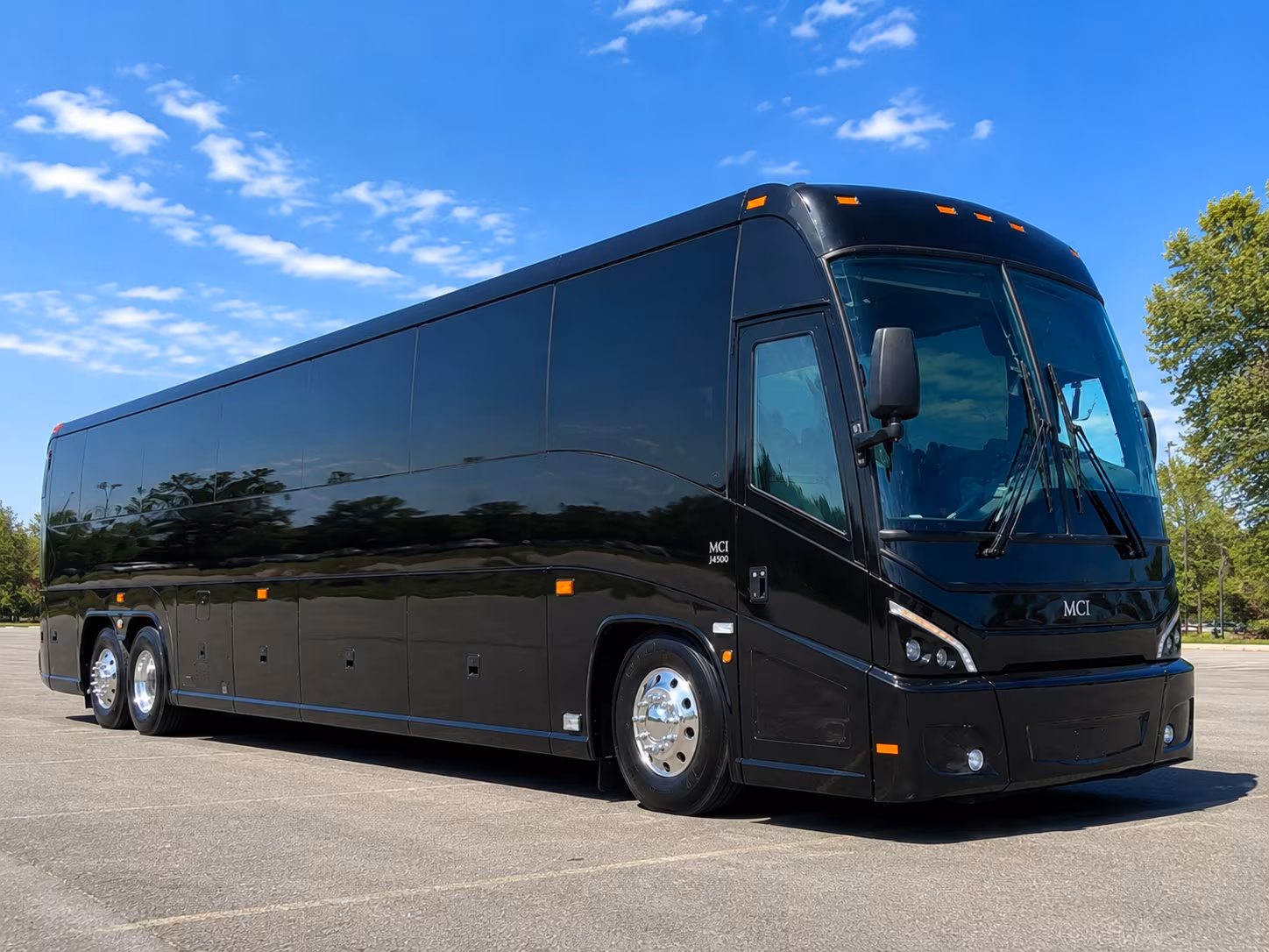 Warren Airport Shuttle & Transportation party bus exterior