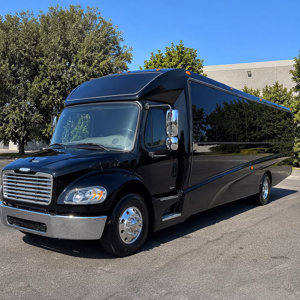 Warren Airport Shuttle & Transportation party bus exterior