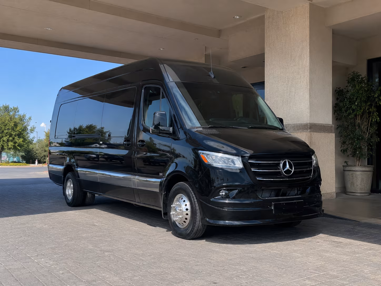 Warren Airport Shuttle & Transportation onboard seating