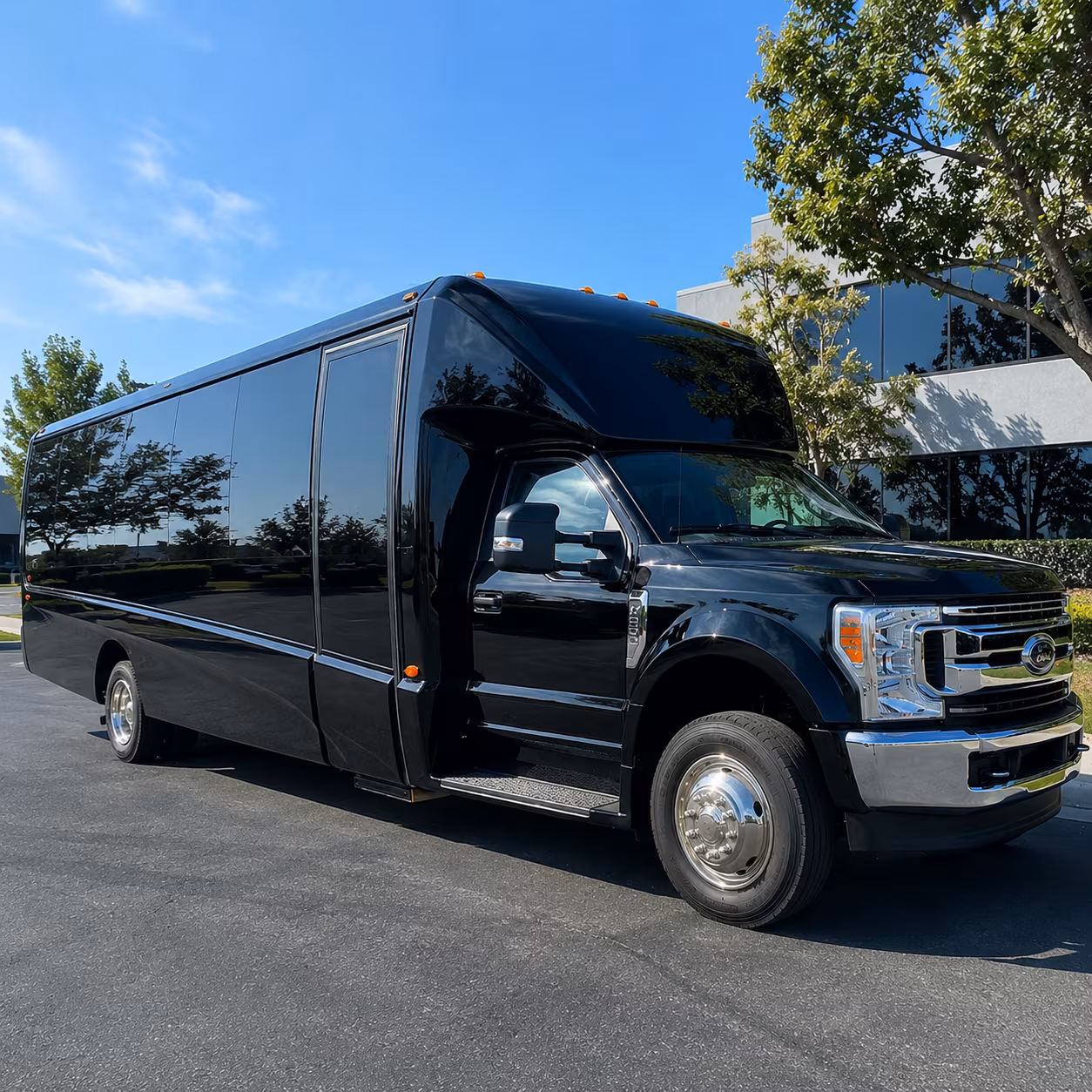 Warren Airport Shuttle & Transportation party bus exterior