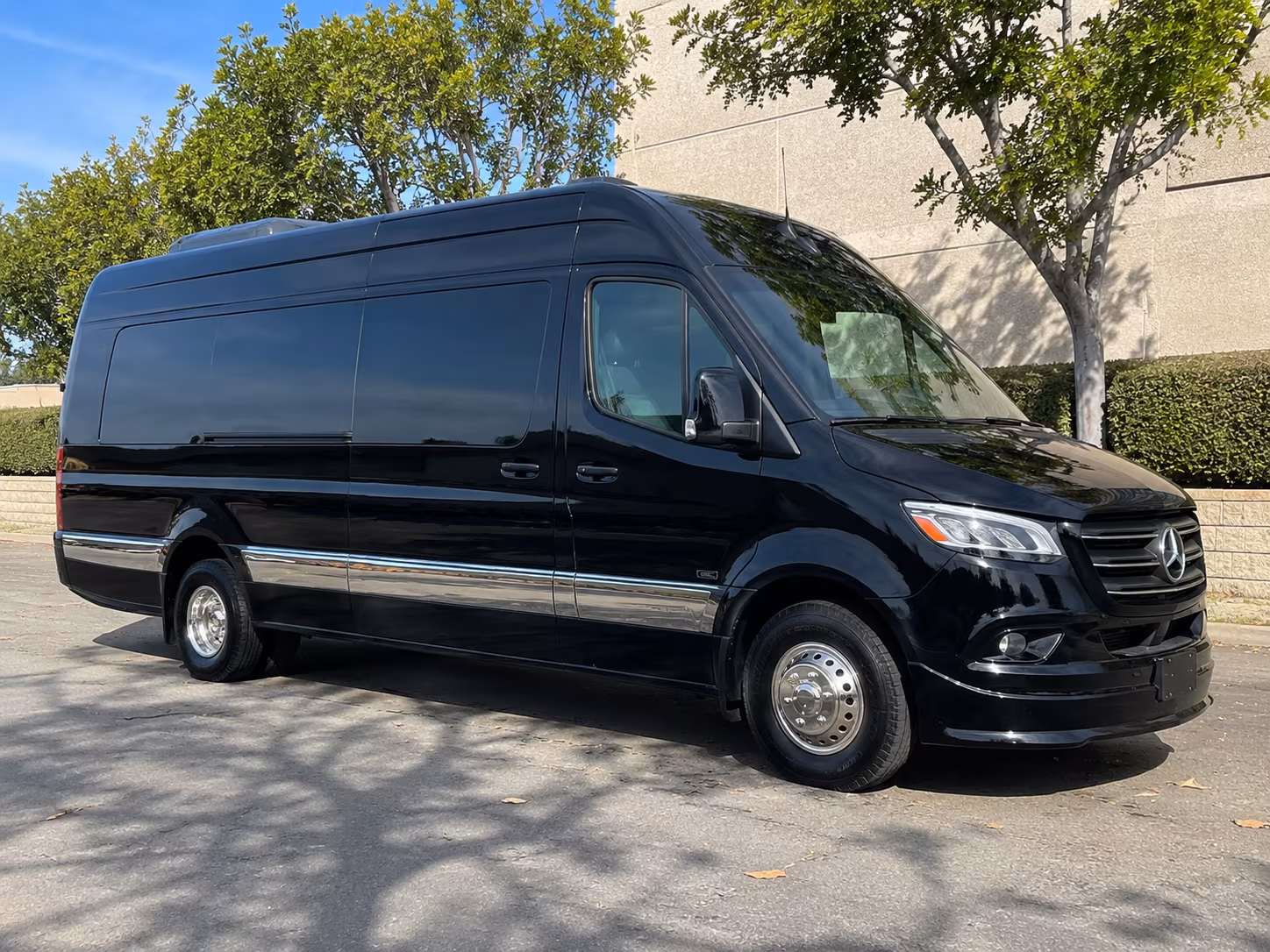 Warren Wedding Transportation & Shuttle Service